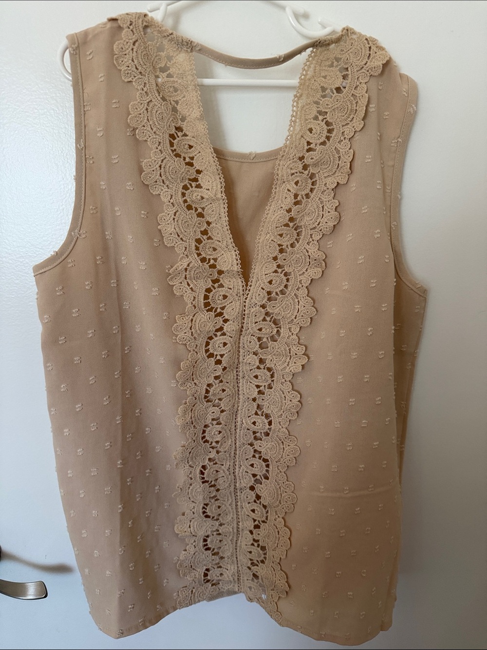 Women's Beige Sleeveless Lace-Back Dress